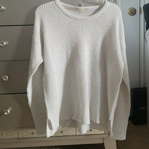 White crew neck sweater
